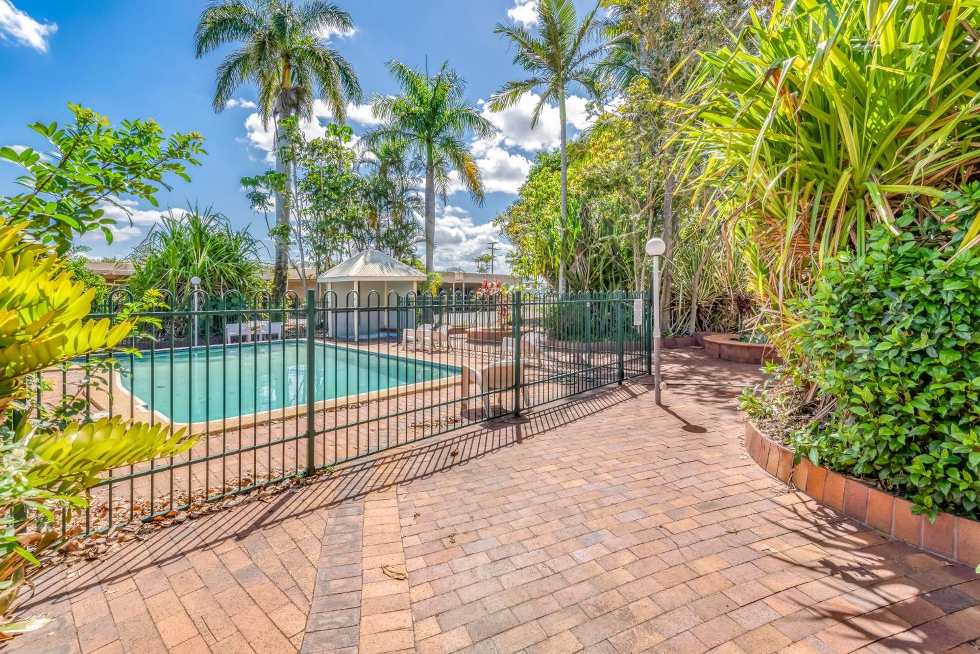 Bundaberg International Motor Inn Kültér fotó